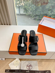 KUTE 60 SANDAL IN BLACK CALFSKIN