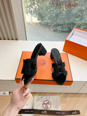 0ASIS SANDAL IN BLACK SUEDE WITH CRYSTALS