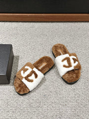 CC SLIPPERS IN CIDER BROWN MIX WHITE FLEECE