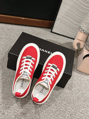 LACE-UP SNEAKERS IN CHERRY RED CANVAS