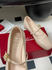 TRÈS VIVIER MARY JANE PUMPS IN BEIGE PATENT CALFSKIN