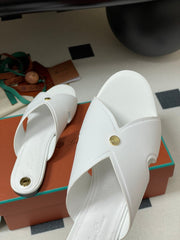 LP CLASSIC CROSS-STRAP SANDALS 25S IN WHITE LAMBSKIN