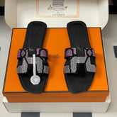 HM 25S ORAN SANDAL IN BLACK LAMBSKIN WITH WHITE MIX PINK STONE DETAILS