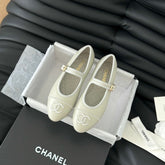 MARY JANE SHOES IN GREY LAMBSKIN