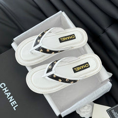 Double C Thong Sandals Lambskin White Black