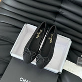 CLASSIC BALLET FLATS BLACK LAMBSKIN