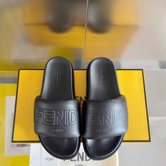 FENDI ROMA SLIDES IN BLACK FUSSBETT LAMBSKIN