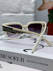 SQUARE SUNGLASSES 632696 IN WHITE ACETATE