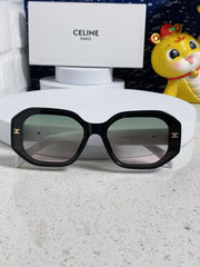 TRIOMPHE SQUARE SUNGLASS 566739 IN BLACK AND WHITE ACETATE