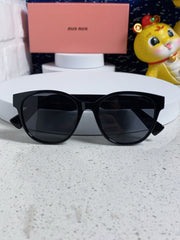 RUNWAY SUNGLASSES 567505 IN BLACK ACETATE BLACK LENSES