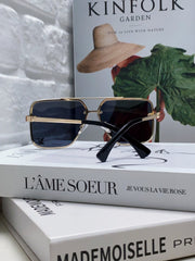 SQUARE SUNGLASSES 570265 IN GOLD METAL LOGO ON LENS