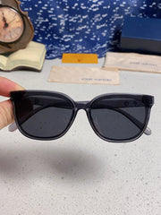 CAT EYE SUNGLASSES 571649 IN GREY CLEAR ACETATE