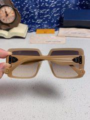 SQUARE SUNGLASSES 571654 IN DARK BEIGE SMOKE ACETATE