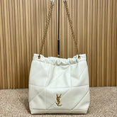 DRAWSTRING CHAIN STRAP SHOULDER BAG 39 IN WHITE QUILTED CALFSKIN