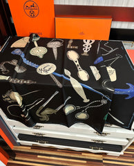 HERMES 25S SCARF 90 IN SILK 003