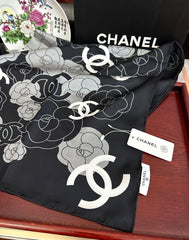 CHANEL 25S SCARF 90 IN SILK 738464