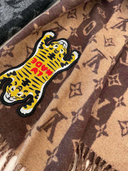 TIGER PATTERN SCARF 205 CM IN CHOCOLATE BROWN CASHMERE 390874