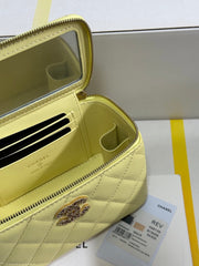 VANITY CASE 17 CRYSTAL STUDDED LOGO IN YELLOW CALFSKIN GOLD HARDWARE