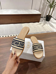 DWAY SLIDES IN BEIGE AND NAVY BLUE TECHNICAL FABRIC