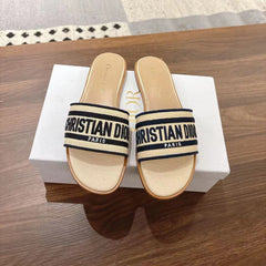 DWAY SLIDES IN BEIGE AND NAVY BLUE TECHNICAL FABRIC