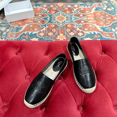 ESPADRILLES BLACK SHINY CALFSKIN EMBOSSED LOGO