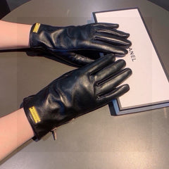 TOUCHSCREEN GLOVES IN BLACK LAMBSKIN WITH GOLD LOGO 462271