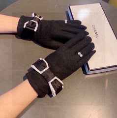 CC GLOVES IN BLACK WOOL WITH BOW 463857