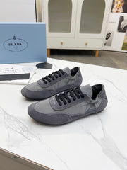 COLLAPSE SNEAKERS IN GRAY SUEDE AND NYLON