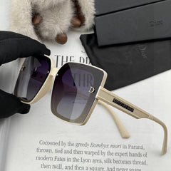 MONTAIGNE SUNGLASS CD1615 IN ACETATE