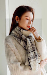 CHANEL 25S SCARF 185 IN CASHMERE 730559