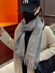 LV SCARF 180 CM IN CASHMERE 730571