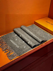 LV SCARF 180 CM IN CASHMERE 730576