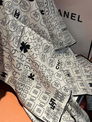 CHANEL 25S SCARF 110 IN CASHMERE SILK 738478
