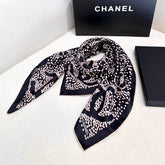 CHANEL 25S SCARF 90 IN SILK 724785