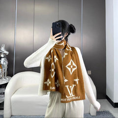 LV SCARF 180 CM IN CASHMERE 700778