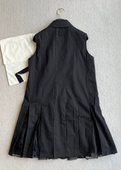 MONCLER SLEEVELESS PLEATED DRESS 269706