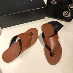 FLAT THONG IN BRONZE BROWN CALFSKIN