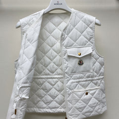 MONCLER 25S DOWN VEST IN WHITE 081