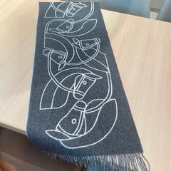 CASAQUE ENTRELACS EQUESTRES 190 CM SCARF IN SHADOW GRAY CASHMERE