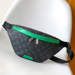 LV 25S DISCOVERY BUMBAG 44 IN BLACK NEON JADE MONOGRAM ECLIPSE CANVAS AND CALFSKIN