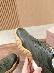RUNNING SNEAKERS IN ARMY GREEN LAMBSKIN AND FABRIC ANTI-SLIP RUBBER SOLE