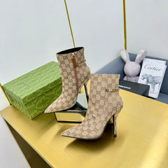 GG SIGNORIA ANKLE BOOT IN TAN BEIGE MONOGRAM CANVAS