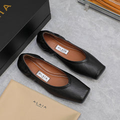 ALAIA BALLET FLATS IN BLACK SMOOTH CALFSKIN