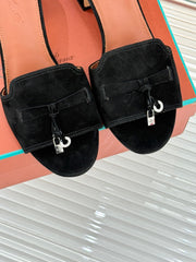 HIGH HEELS IN BLACK SUEDE AND LAMBSKIN