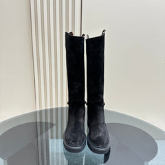 SLIM HORSEBIT KNEE BOOTS WITH WEB IN BLACK SUEDE