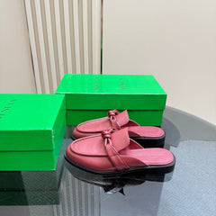 ASTAIRE MULE IN BERRY RED CALFSKIN