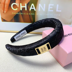 THICK HEADBAND IN BLACK WRINKLED FABRIC 171268