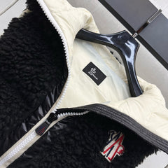 MONCLER 25S DOWN VEST IN BLACK 105