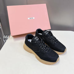 BASIC SNEAKERS IN BLACK MESH