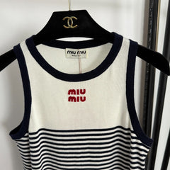 MIUMIU SLEEVELESS KNIT TOP STYLE 361